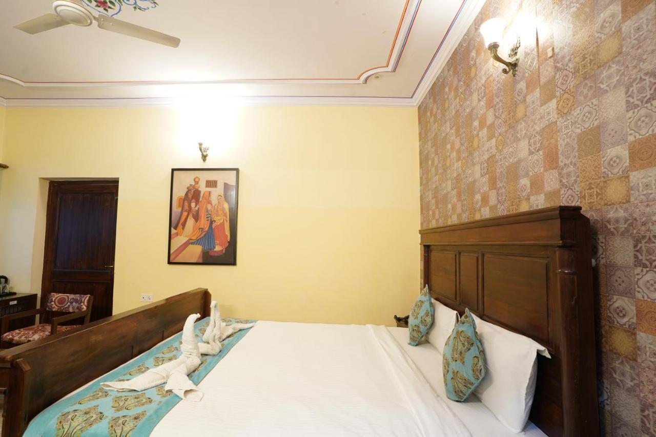 Hotel Radoli House - A Heritage Hotel Dźajpur Zewnętrze zdjęcie